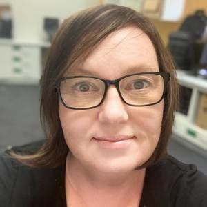 Meet your Posher, Sharon